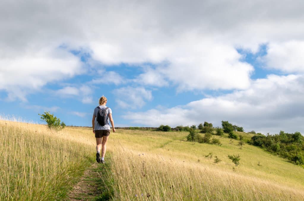 5 tips on how to ensure positive mental health for children and young people during the summer break 7 pend time outdoors